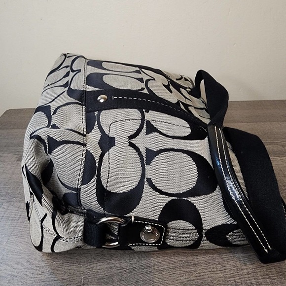 Coach Kyra Signature Tote Purse Shoulder Bag Handbag A1281-F18855 - Picture 3 of 10